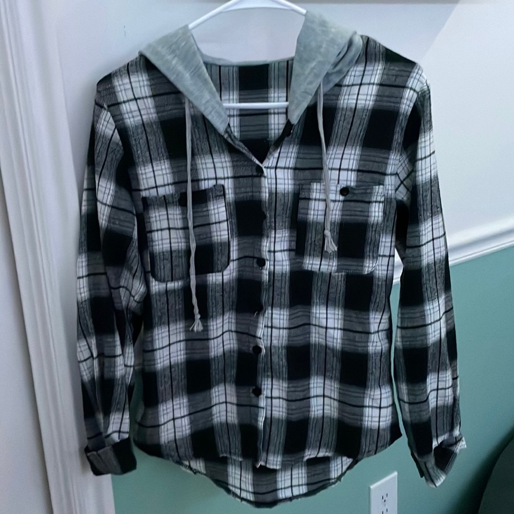 plaid long sleeve🖤🤍